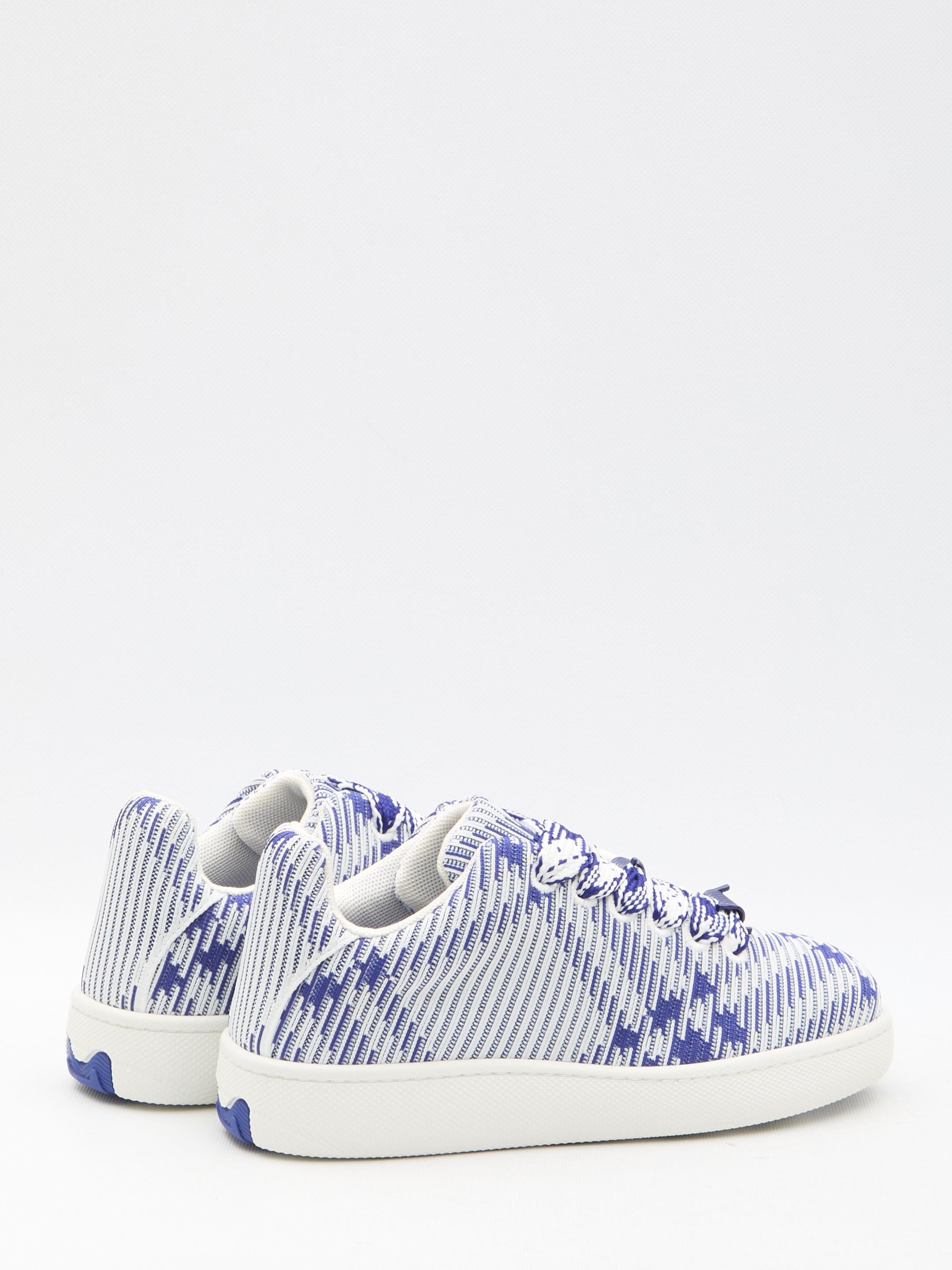 Box sneakers