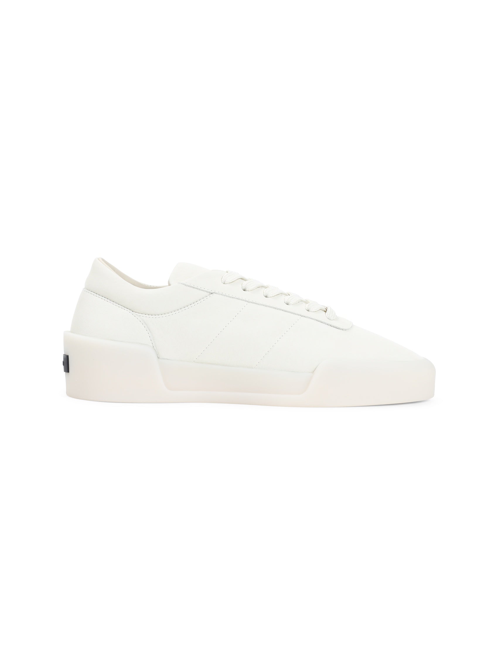 Aerobic Low Sneakers