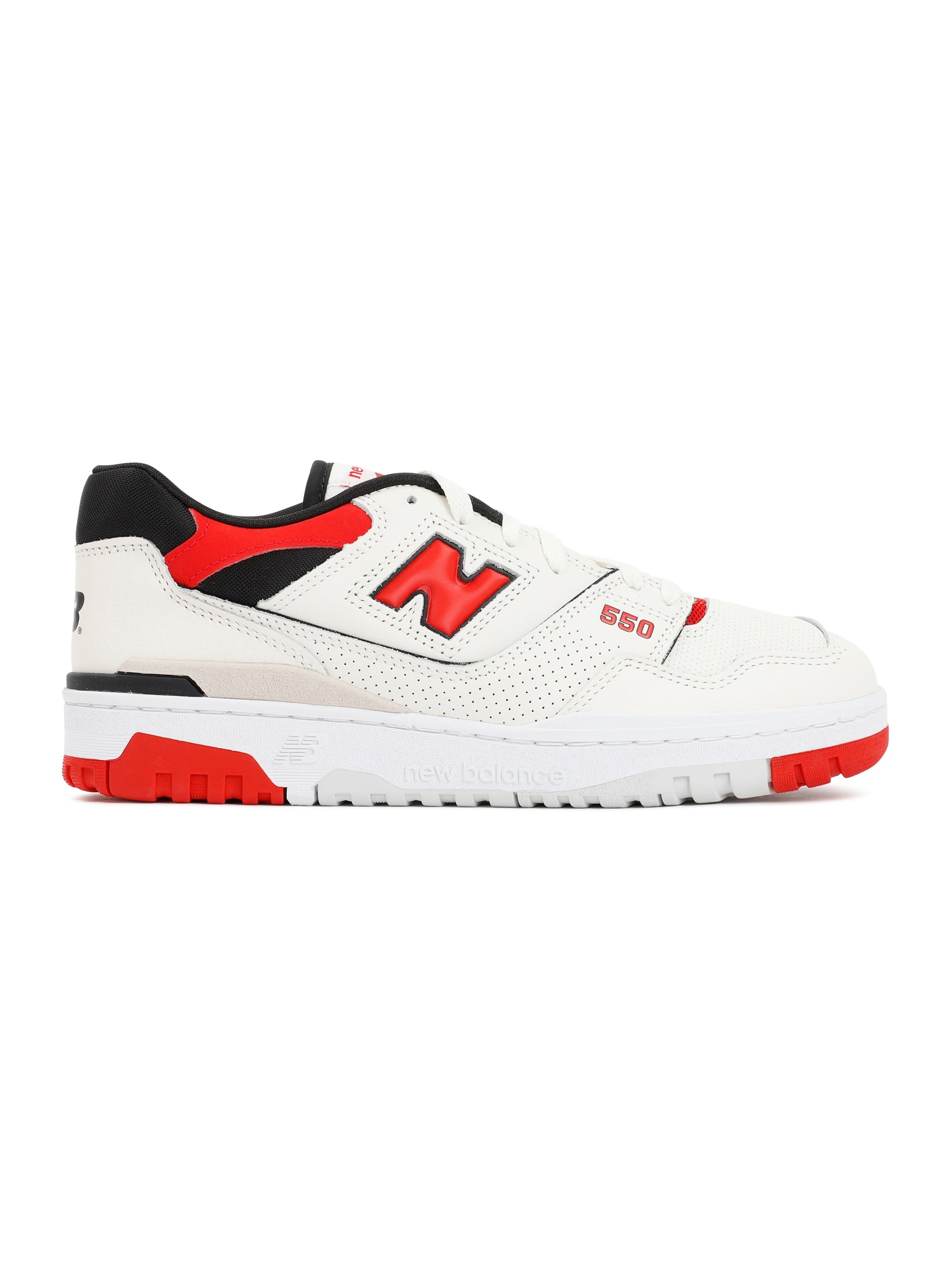 550 Premium Leather Sneakers