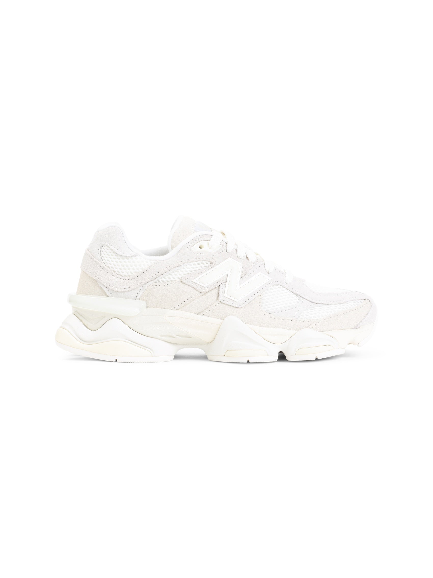 9060 Sneakers